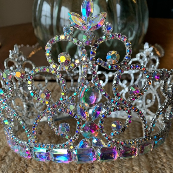 Elegant Silver Crystal Tiara